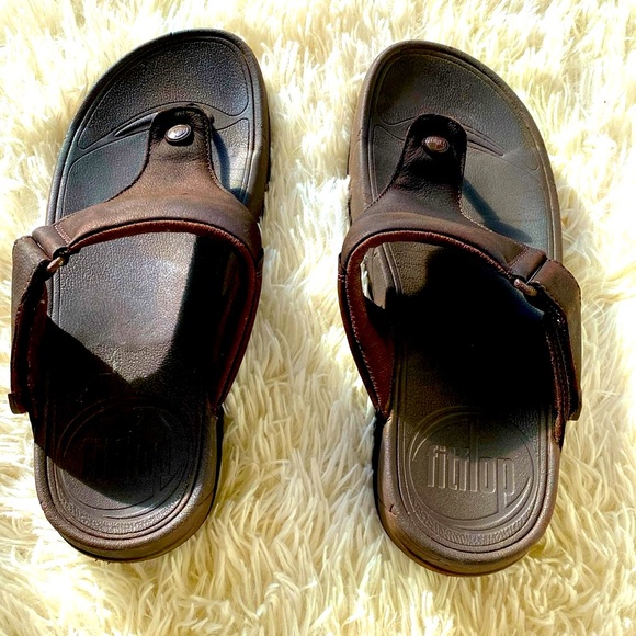 FITFLOP WOMEN’S BROWN WALKSTAR TOE POST FITNESS SANDALS 1 1/2” Velcro Sz… - Picture 1 of 10